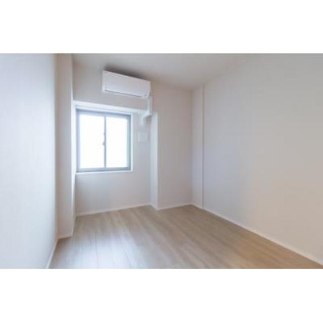 洋室は合計で３部屋あります。※写真は同タイプ住戸です。