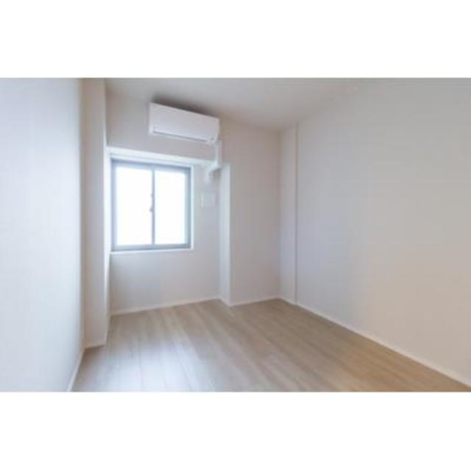 洋室は合計で３部屋あります。※写真は同タイプ住戸です。