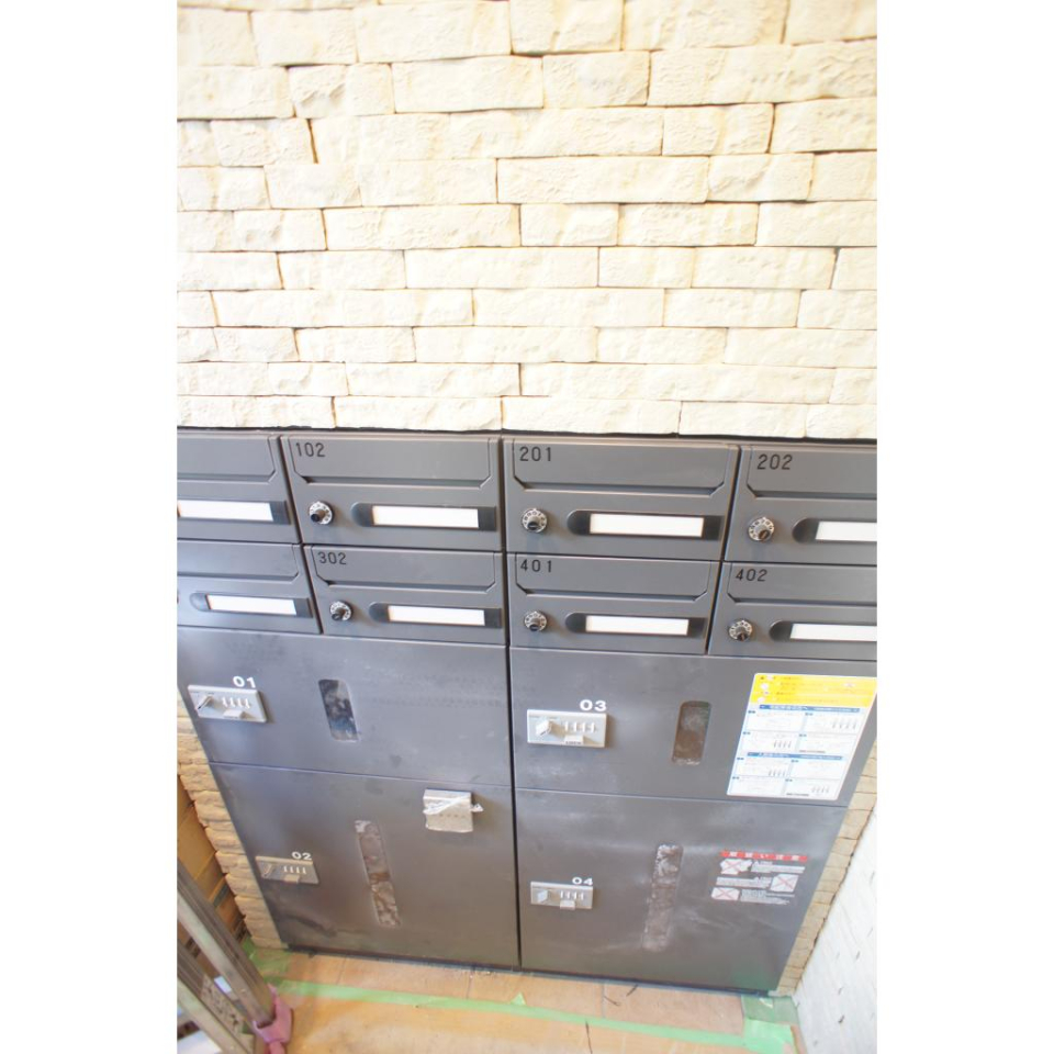 宅配ボックスがあるのは助かりますね