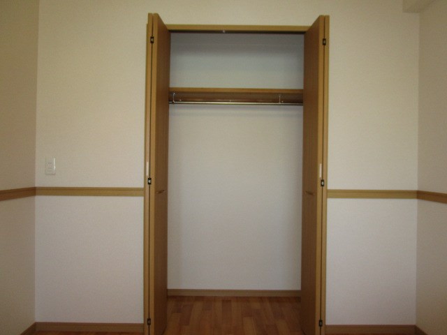 ハンガーのまま収納可能です