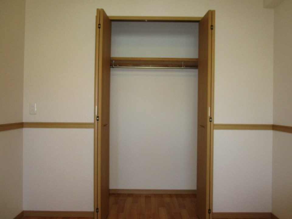 ハンガーのまま収納可能です