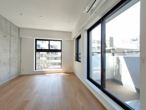 解放的で寛容なデザイナーズワンルーム