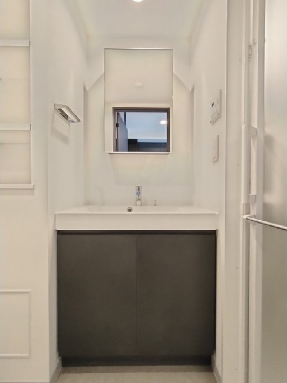 洗面台もちょっとお洒落に