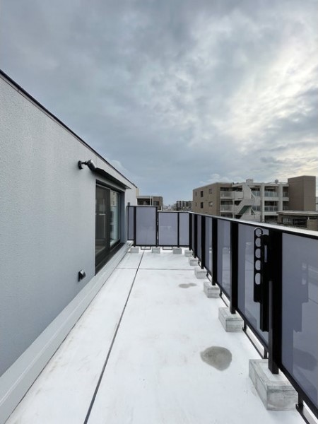 夜風を感じて今日の自分に乾杯！