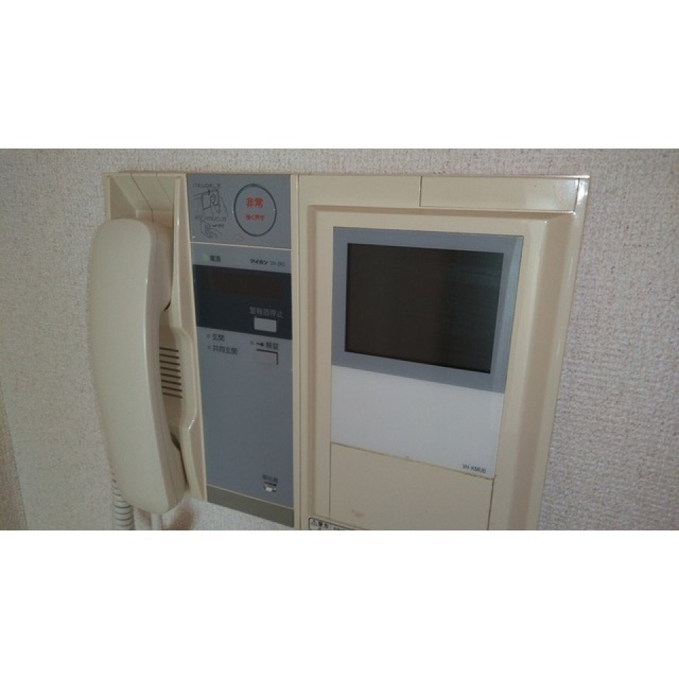 モニターフォン付きです。