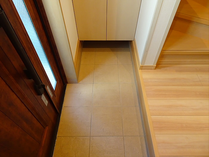 玄関の様子。