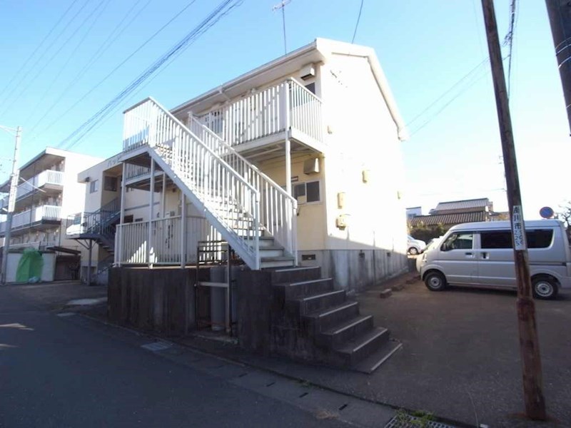 やはり外観は少し古め