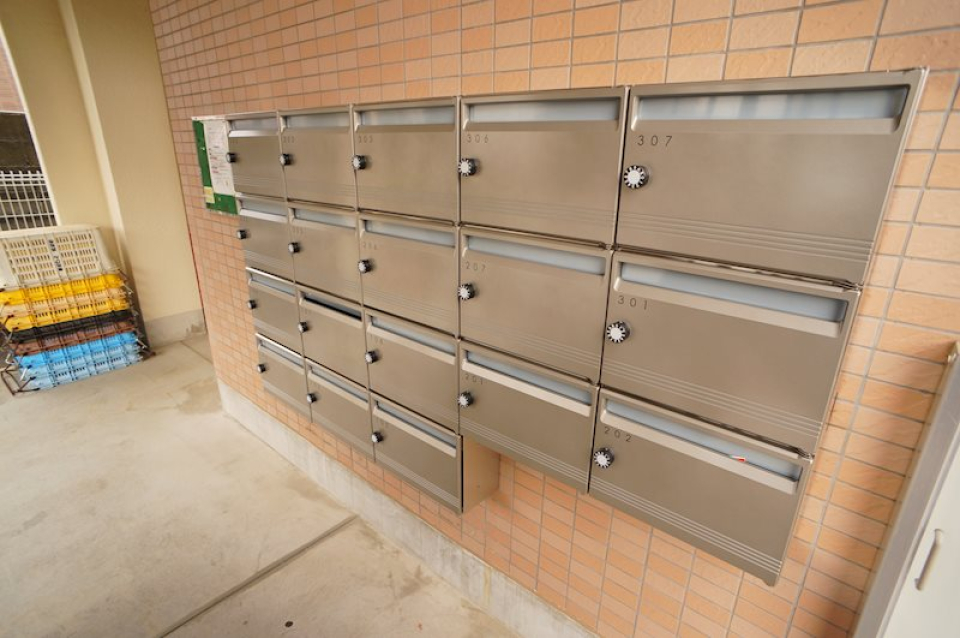 宅配ボックスもあります