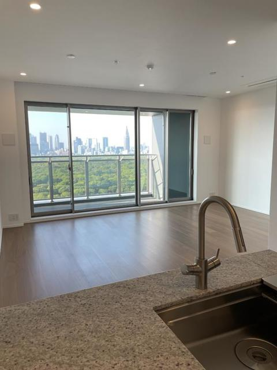 １８．９帖のLDKです。※写真は同タイプ住戸です。