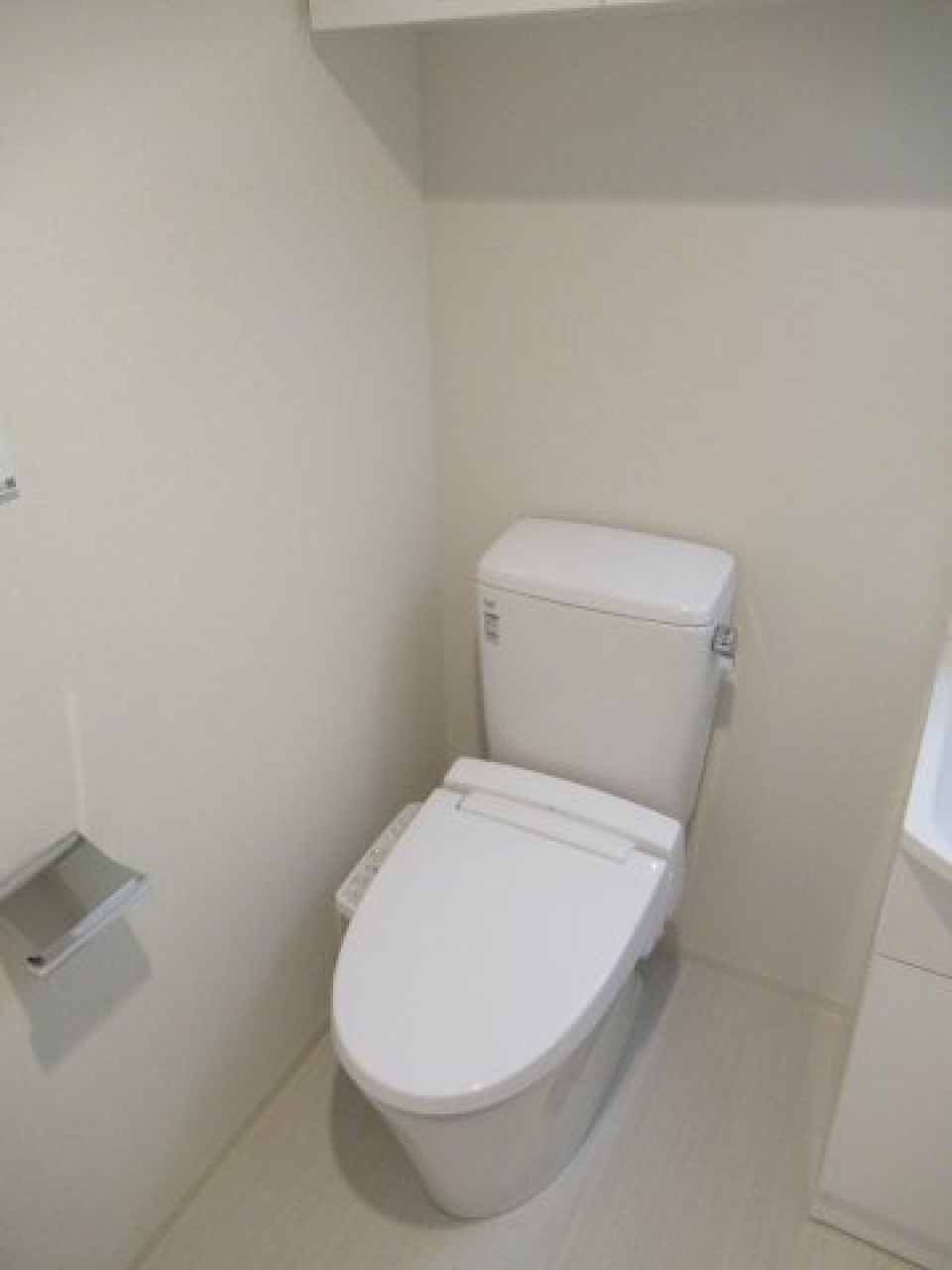 シンプルなトイレです。