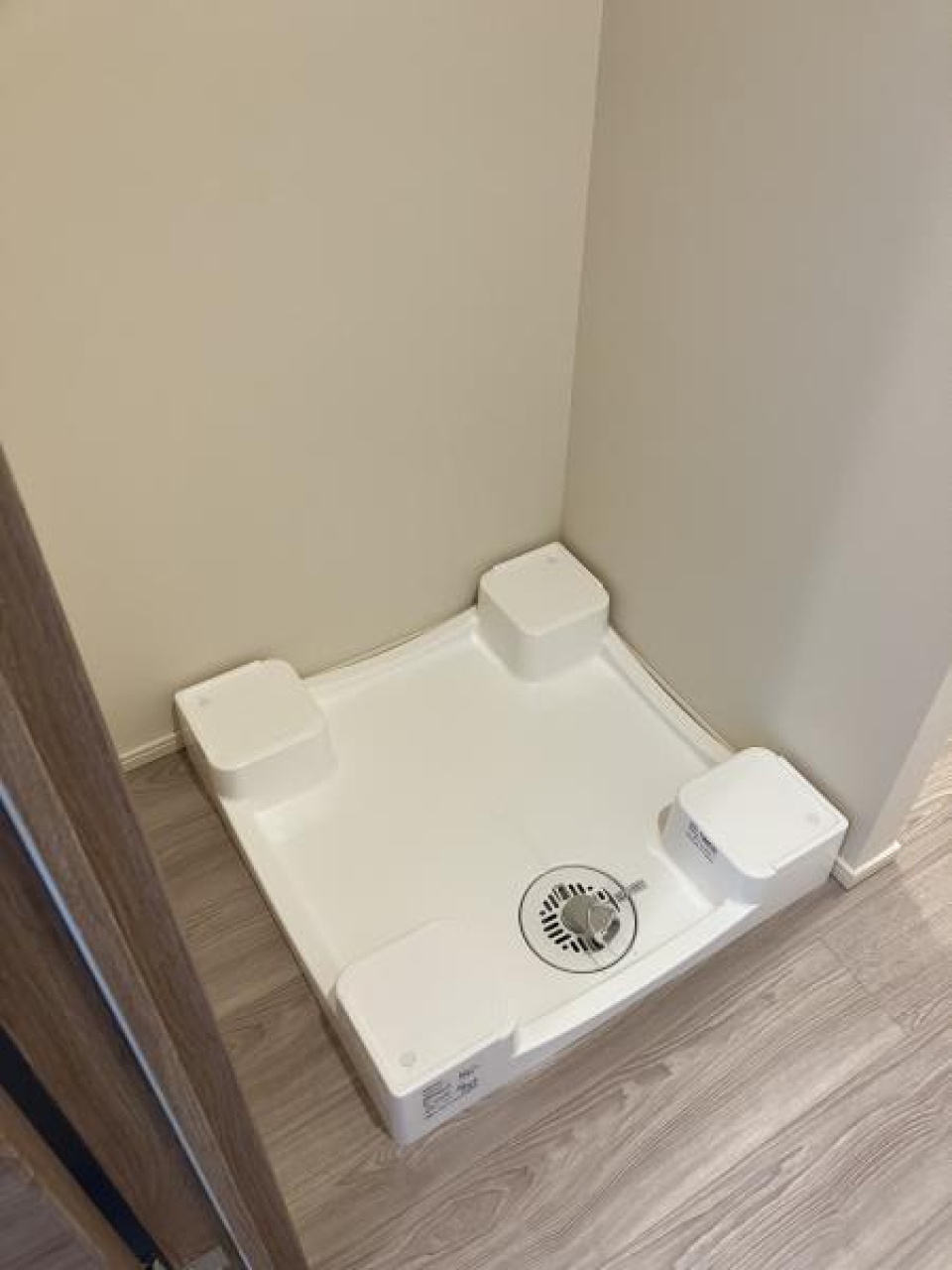 室内洗濯機置場。