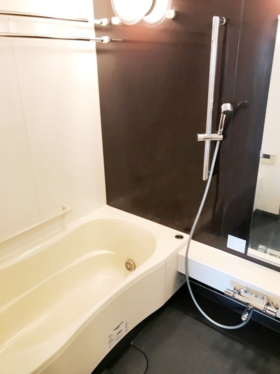 浴室乾燥機付きのバスルームです。
※写真は同タイプ住戸です。