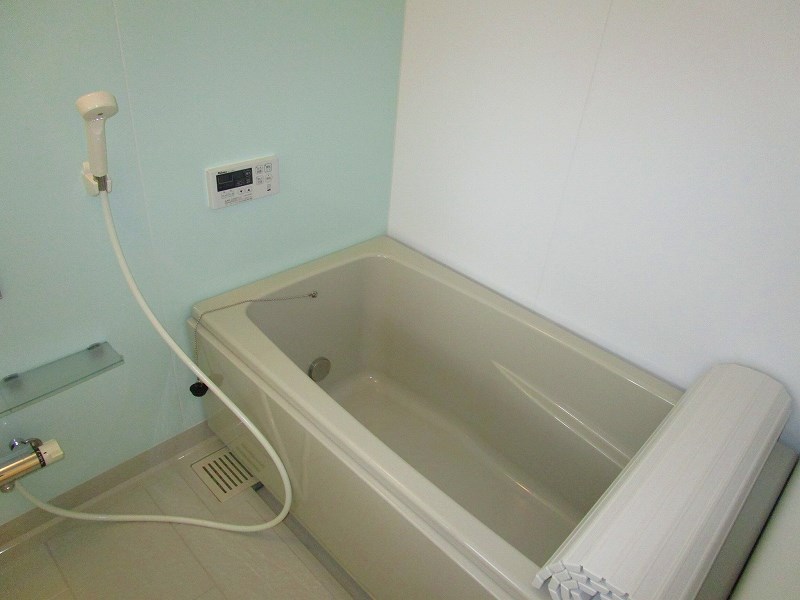 シンプルでも使いやすい浴室