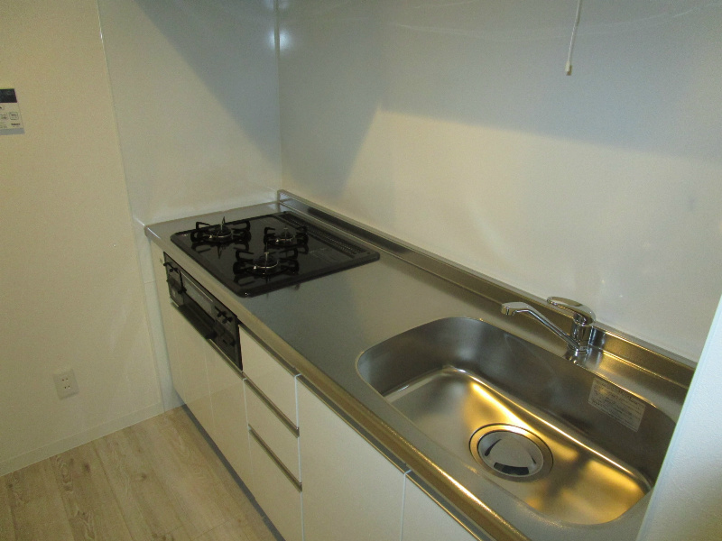 白を基調としたキッチン