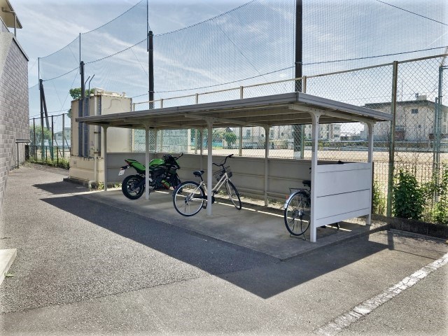 駐輪場もあるので学生さんにもおススメです。