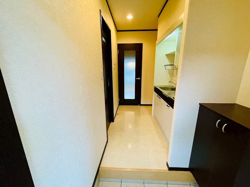 玄関にはシューズボックス付きです