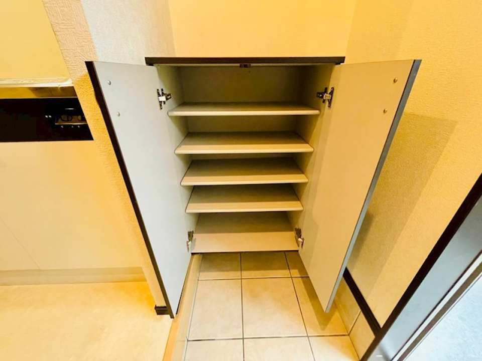 大量の靴もこの靴箱に収まるはず