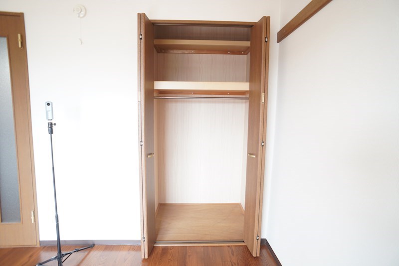 ハンガーのまま収納できるクローゼット