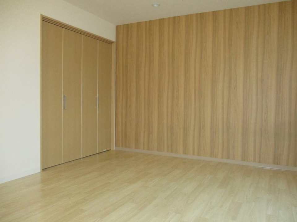 大きめクローゼットで収納もバッチリです！