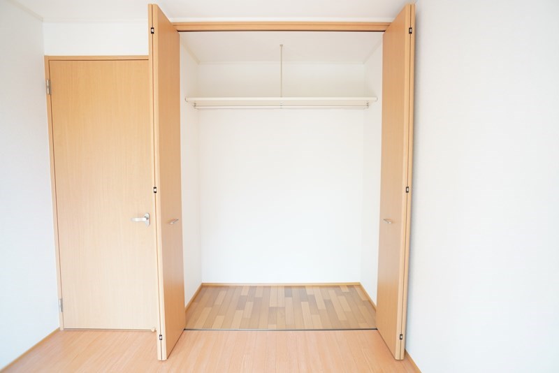 ハンガーのまま収納できるクローゼット