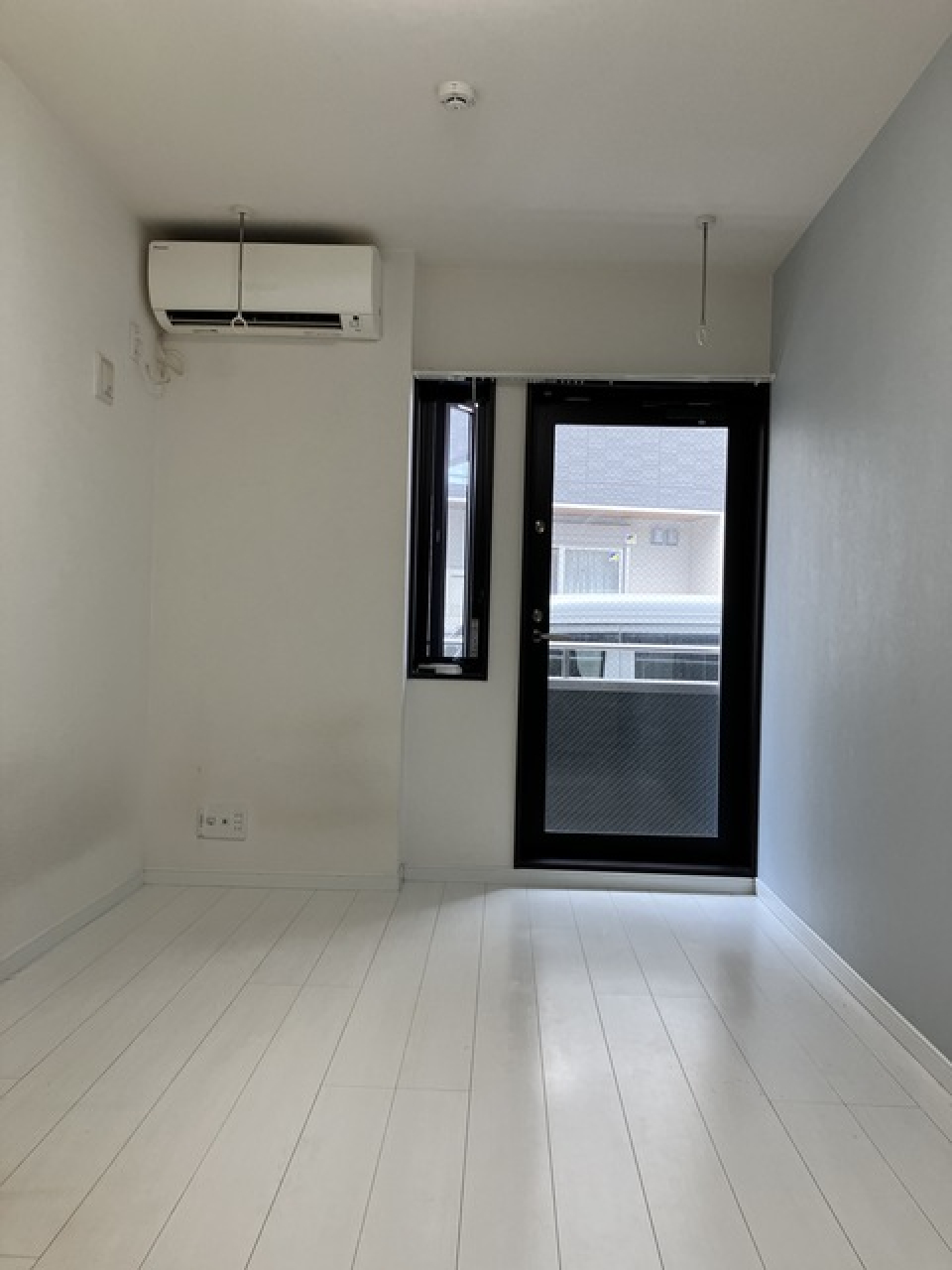 バルコニーから光が入った時の様子。