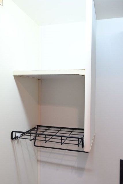 洗った食器はここに干せますね。