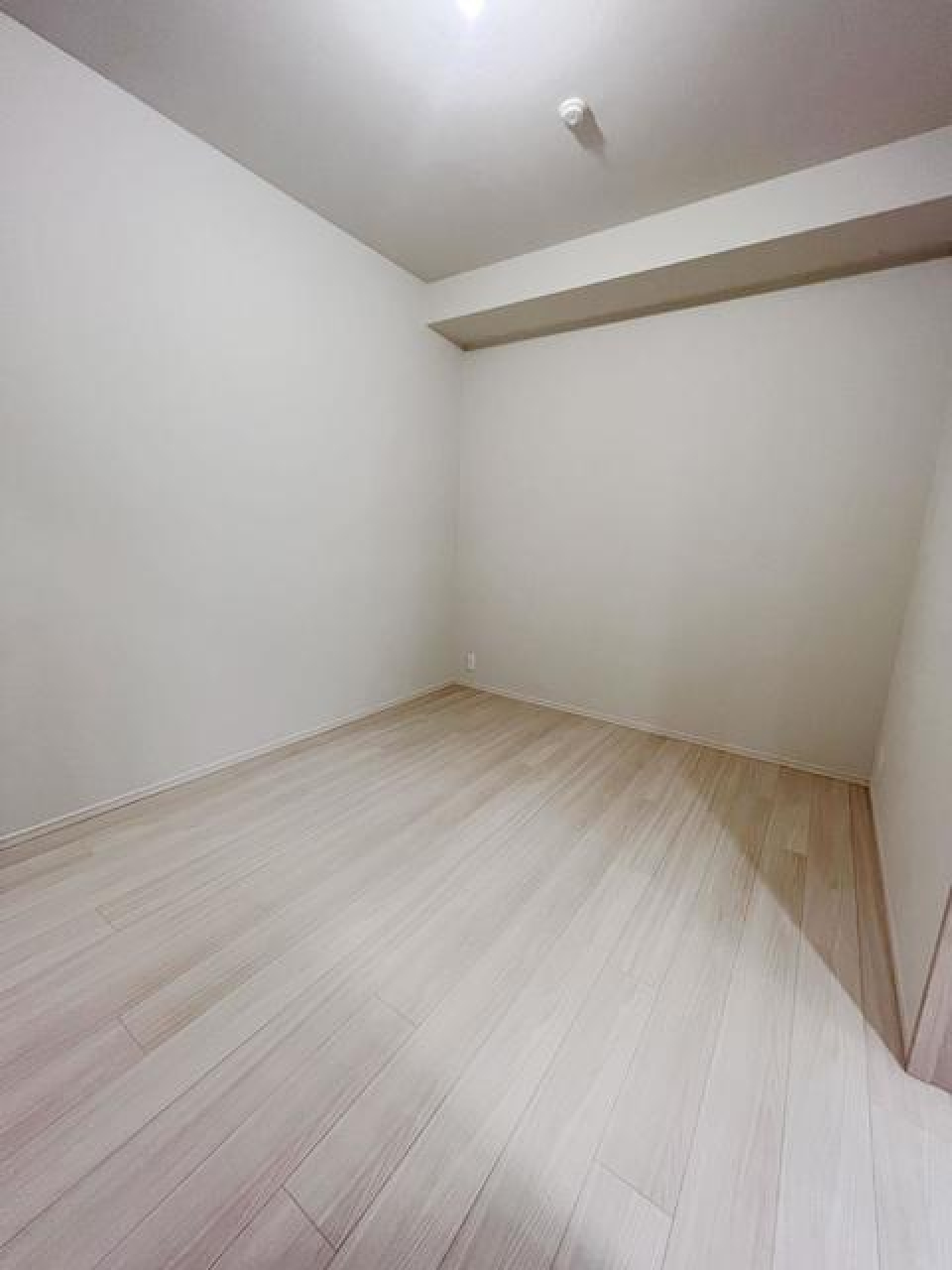 6.0帖のベッドルームです。※写真は同タイプ住戸です。