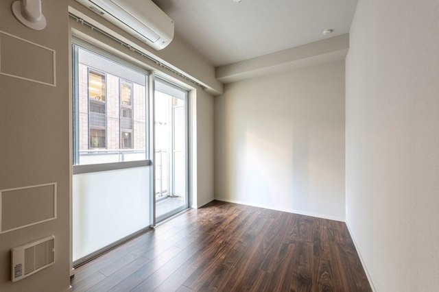 5.8帖のベッドルームの様子です。※写真は同タイプ住戸です。