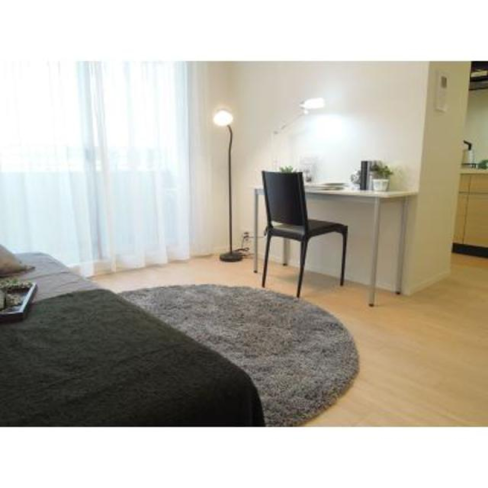 9.4帖の洋室です。※写真は同タイプ住戸です。