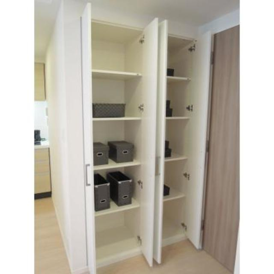 シューズボックスを開けた時の様子。※写真は同タイプ住戸です。