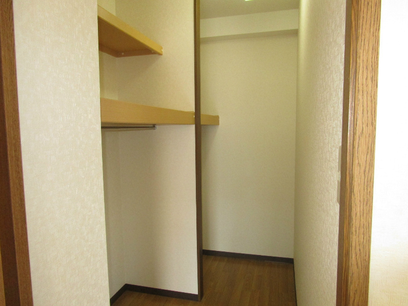 広々ウォークインクローゼット。リビングを広く使いたい方におススメです！