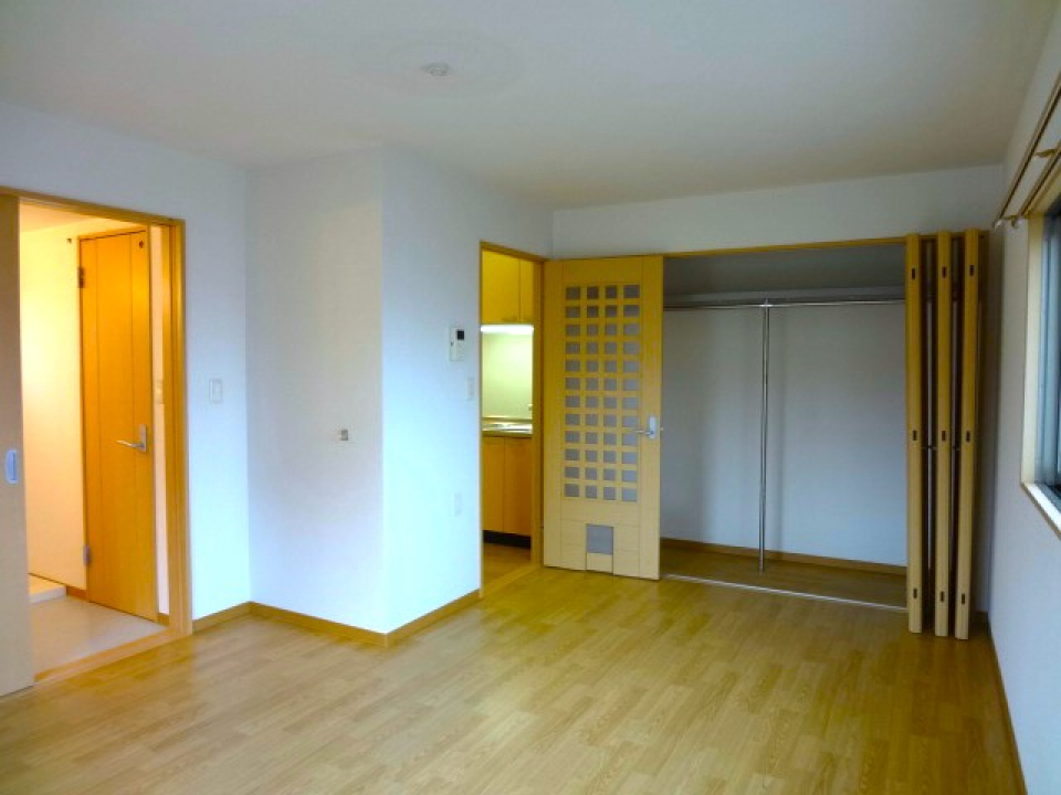 収納性ばっちりのクローゼット付きです