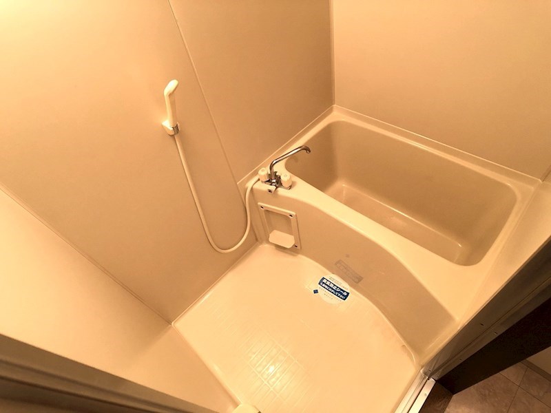 シンプルでも使いやすい浴室