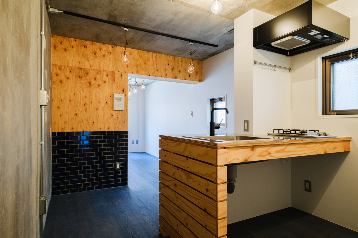 自宅のキッチンがおしゃれなカフェバーに。