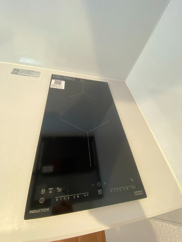 IHコンロが二口です。