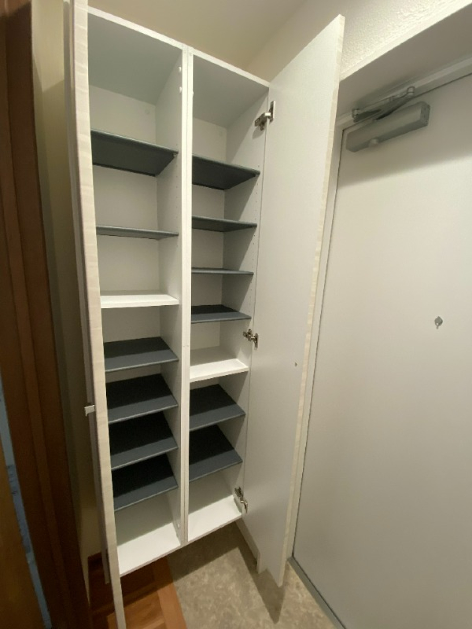 たっぷり入るシューズボックス