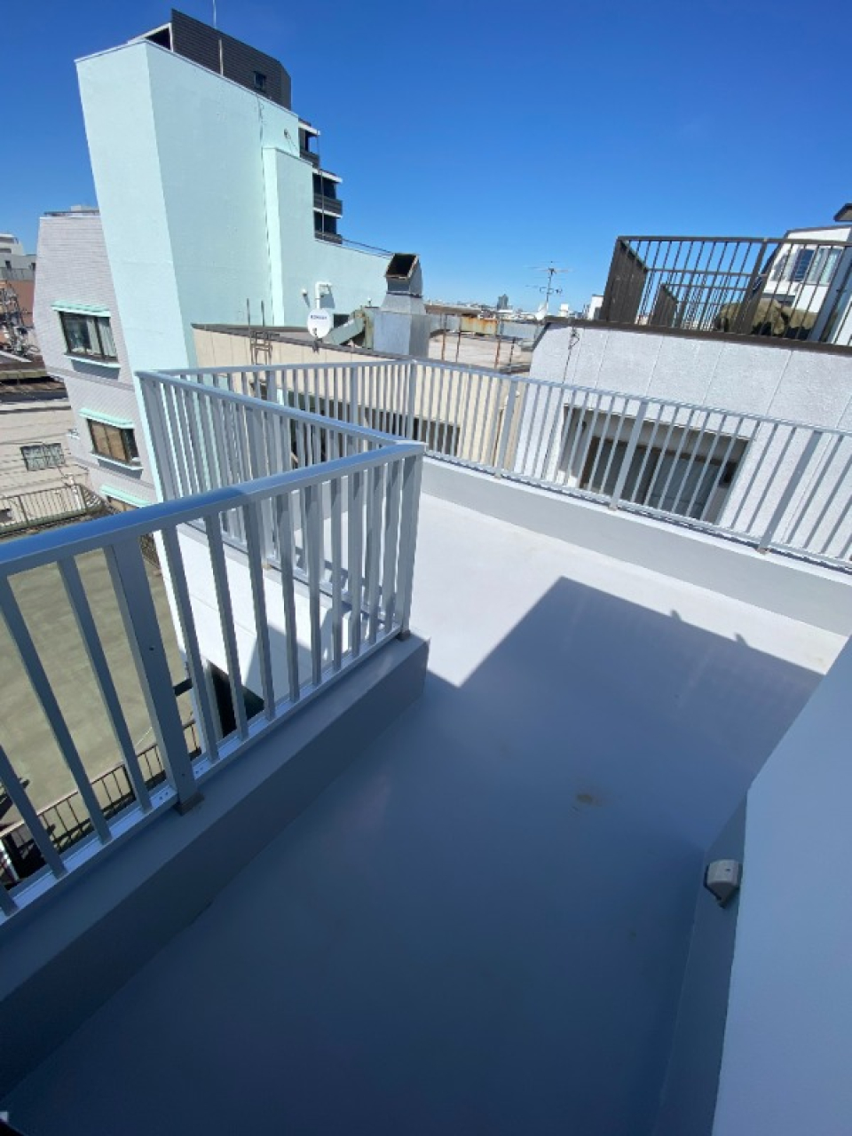 晴れの日は青い空を眺めながらゆっくりとした時間を過ごせます。