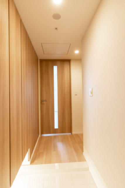 玄関です。シューズボックスもあります。
※写真は同タイプ住戸です。