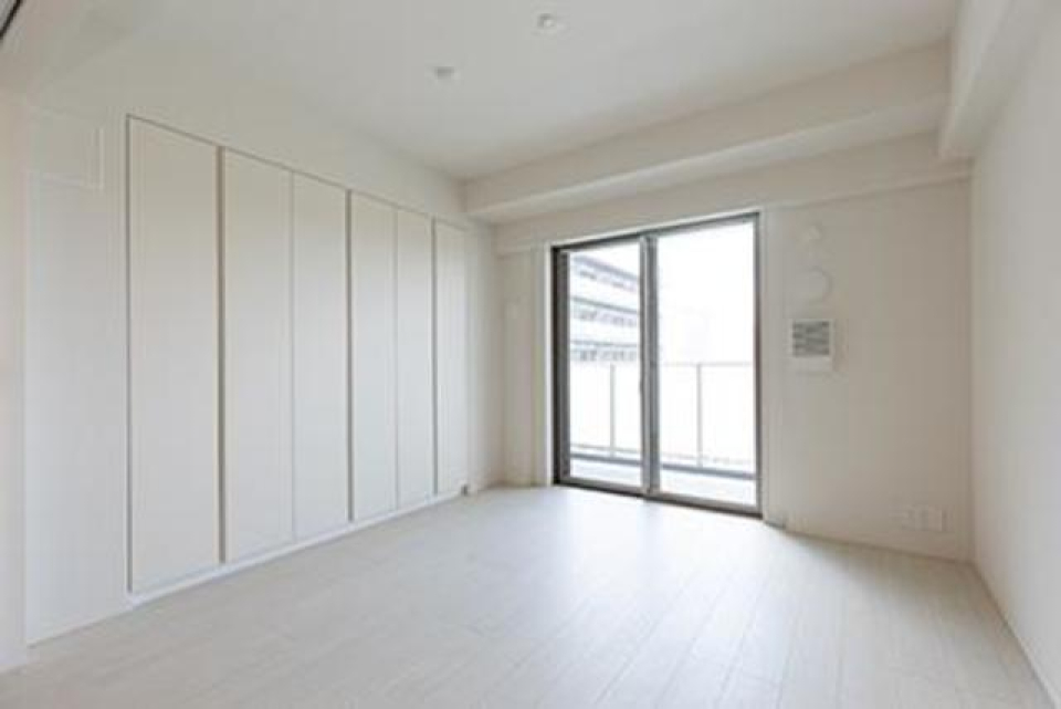 6.5帖の洋室。収納が完備されています。※写真は同タイプ住戸です。