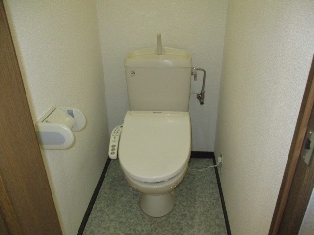 トイレ。