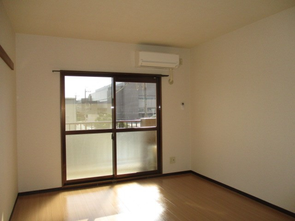 日当たり抜群の南向き。