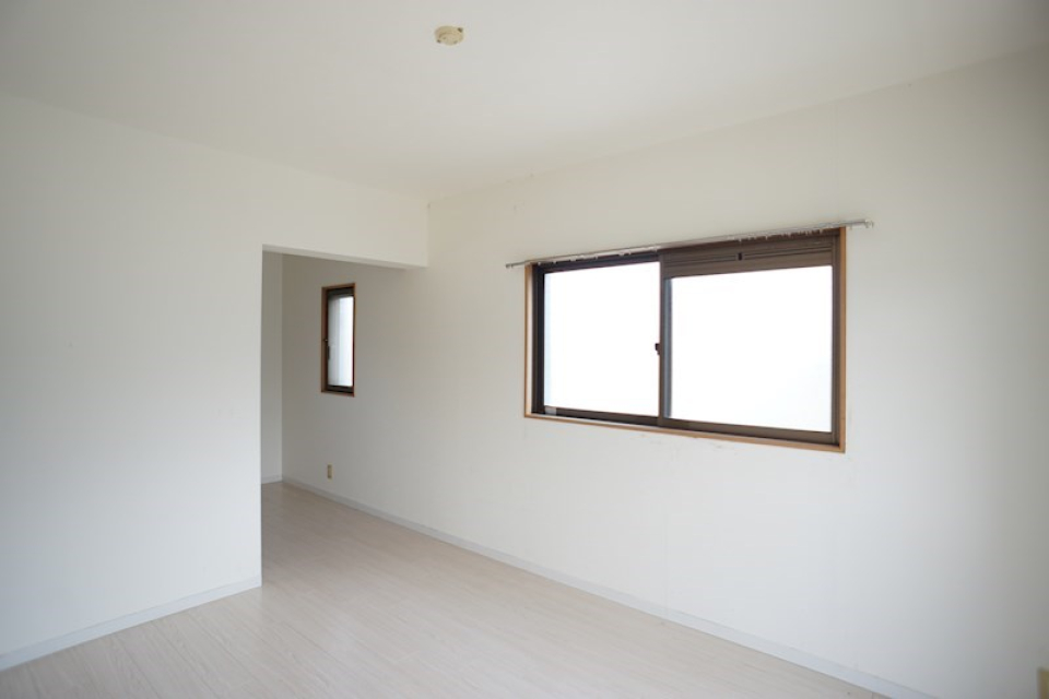 白を基調としたお部屋です。