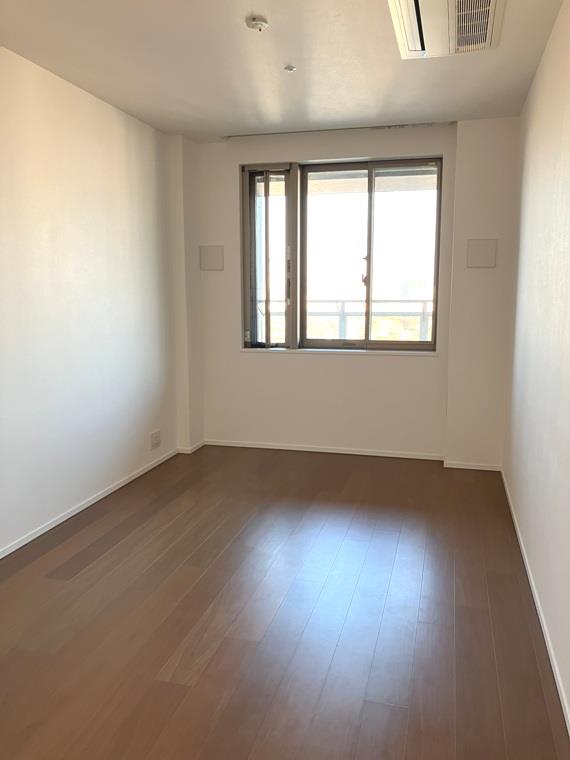 洋室は１０．０帖と７．８帖とあります。