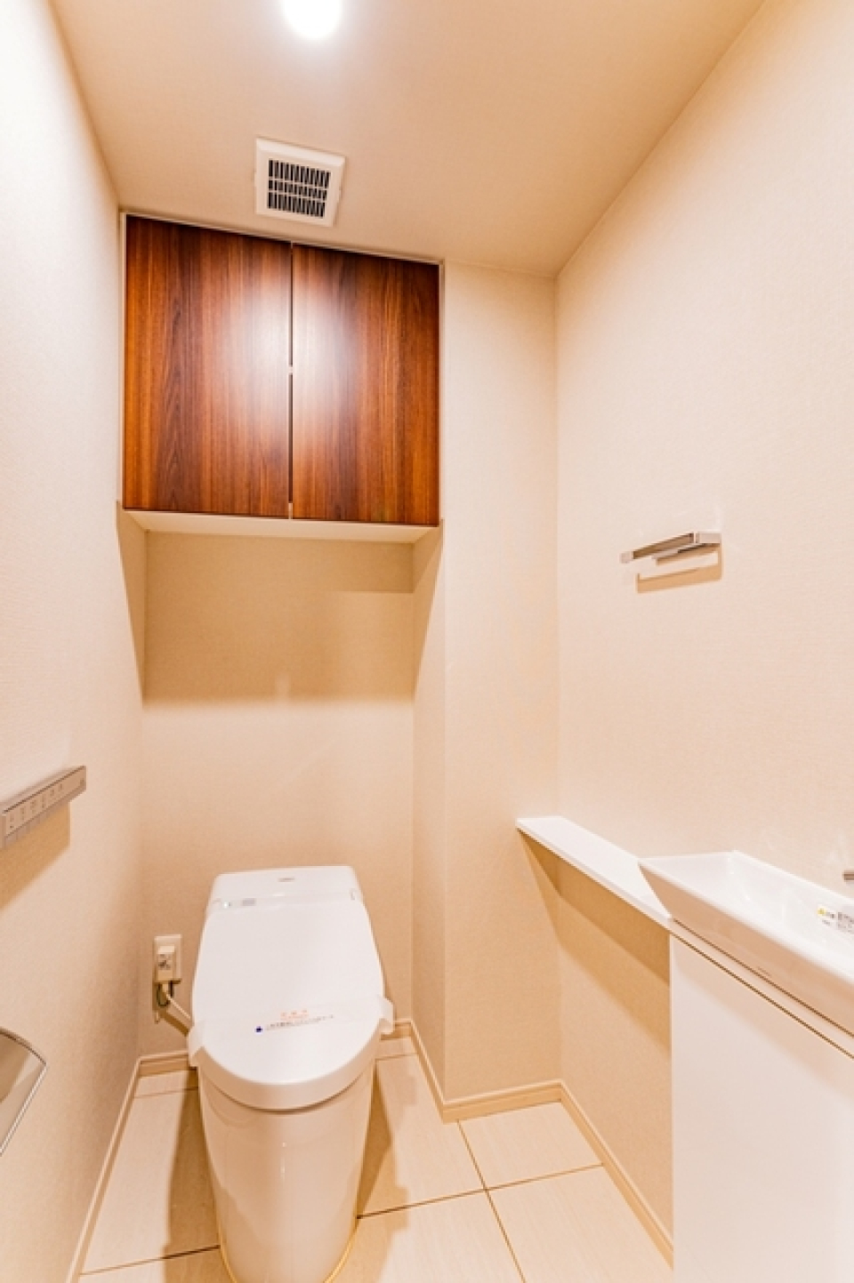 棚があるので整理整頓しやすそうですね。※写真は同タイプ住戸です。