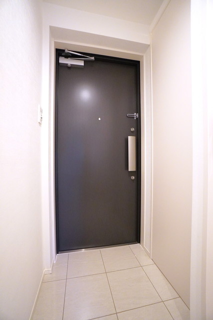 玄関の様子です。
※写真は同タイプ住戸です。