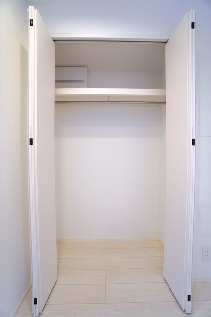 クローゼットの中です。
※写真は同タイプ住戸です。