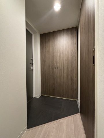 玄関です。シューズボックス付きです。
