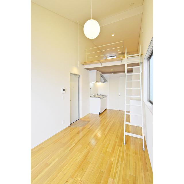 7.4帖のリビングダイニングです。