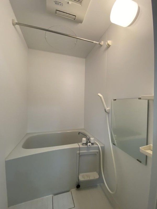 浴室です。シンプルな造りです。