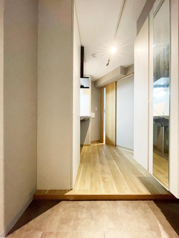 玄関からの様子です。